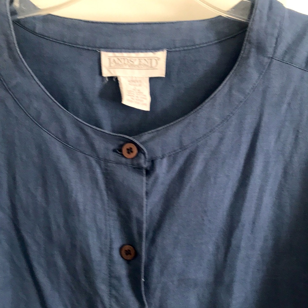 Lands End Size L 14-16 linen and cotton slate blue buttons down - Picture 2 of 4